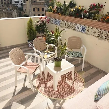 Luxury Penthouse Sea Views Garden Terrace 3 Bed 3 Bath 6 People Hot Tub From 1st Of June * Santa Vennera