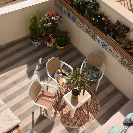 Luxury Penthouse Sea Views Garden Terrace 3 Bed 3 Bath 6 People Hot Tub From 1st Of June Appartement *