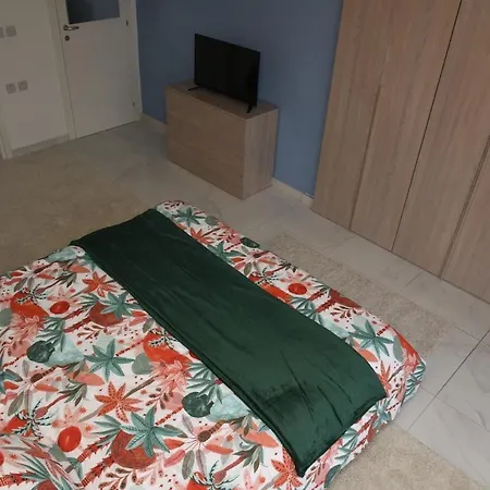 Luxury Penthouse Sea Views Garden Terrace 3 Bed 3 Bath 6 People Hot Tub From 1st Of June Appartement *