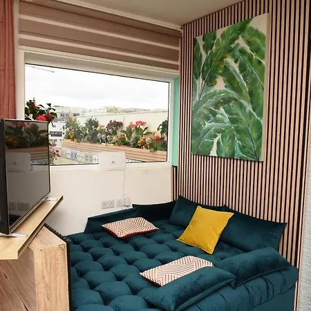 Appartement Luxury Penthouse Sea Views Garden Terrace 3 Bed 3 Bath 6 People Hot Tub From 1st Of June