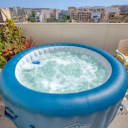 Appartamento Luxury Penthouse Sea Views Garden Terrace 3 Bed 3 Bath 6 People Hot Tub From 1st Of June *