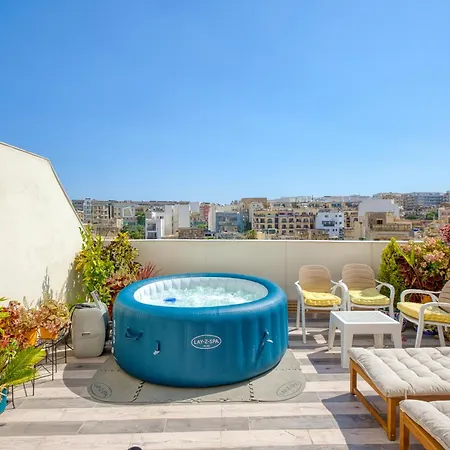 Luxury Penthouse Sea Views Garden Terrace 3 Bed 3 Bath 6 People Hot Tub From 1st Of June * Santa Vennera